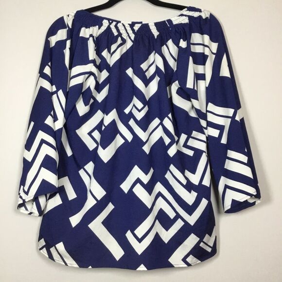 Royal blue and white geometry  floaty top with keyhole semi sheer wide sleeve M - Picture 4 of 6